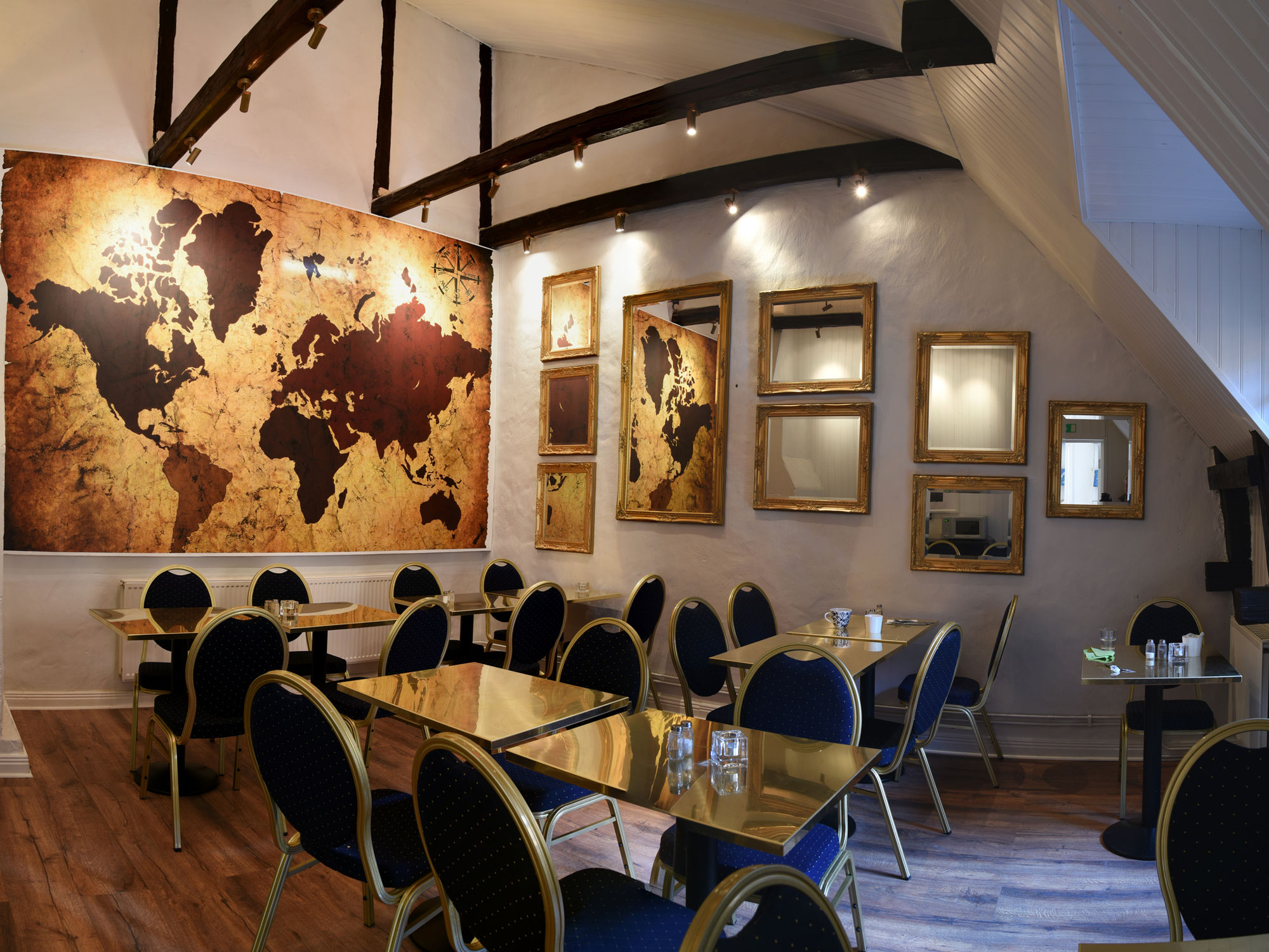 Фото Unique Hotel