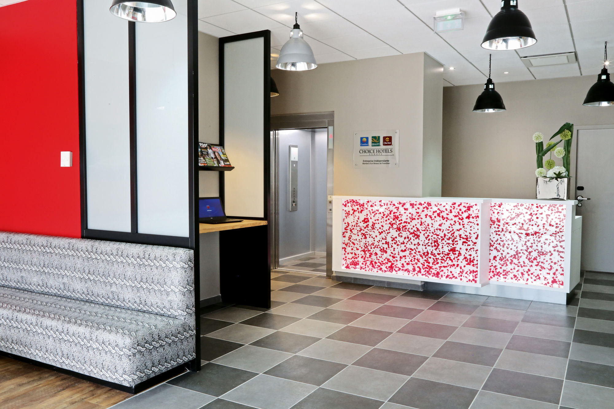 Фото Kyriad Lyon Est - Stadium - Eurexpo