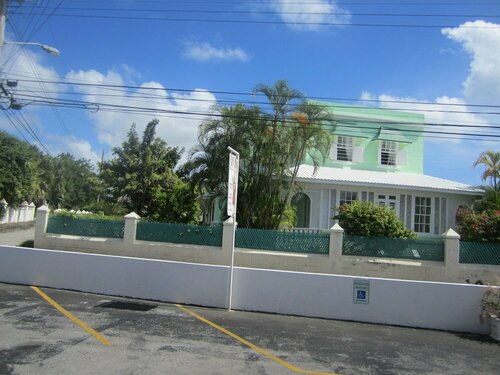 Гостиница Pirate's Inn в Бриджтауне