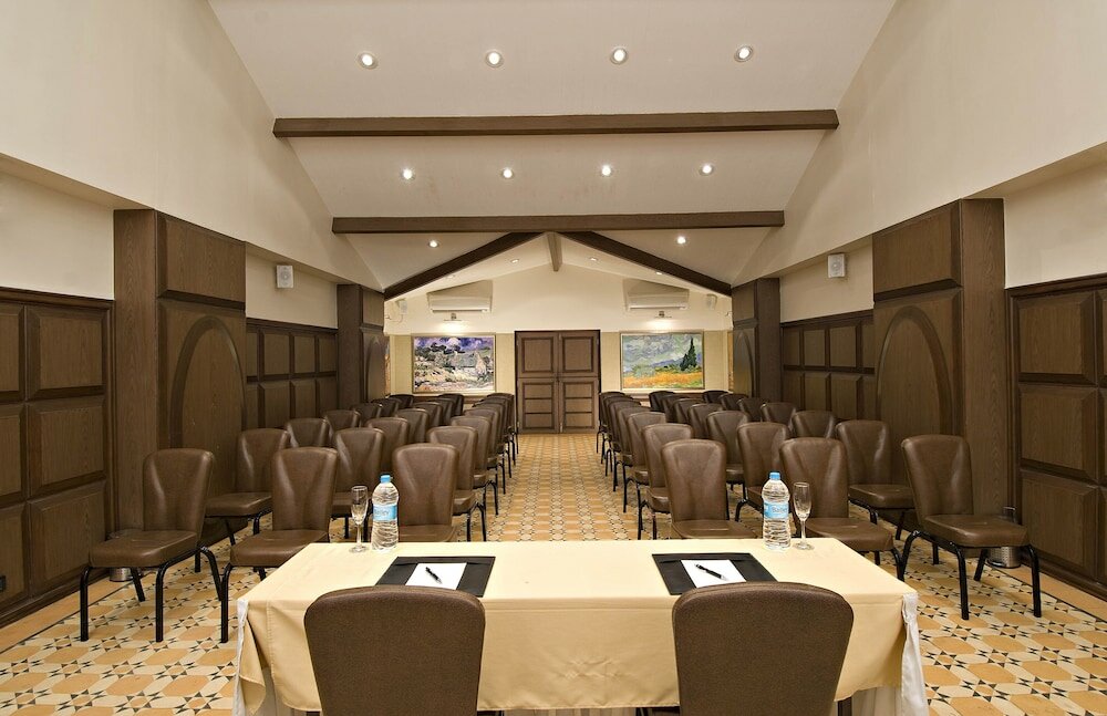 Фото Citrus Chambers Mahabaleshwar