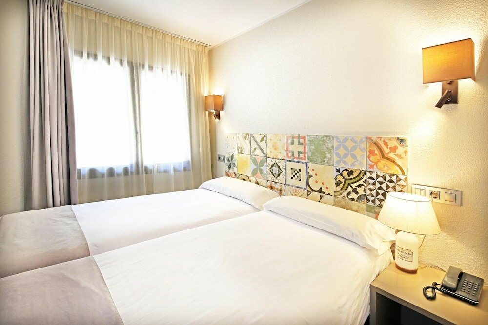 Фото Hotel Tudel