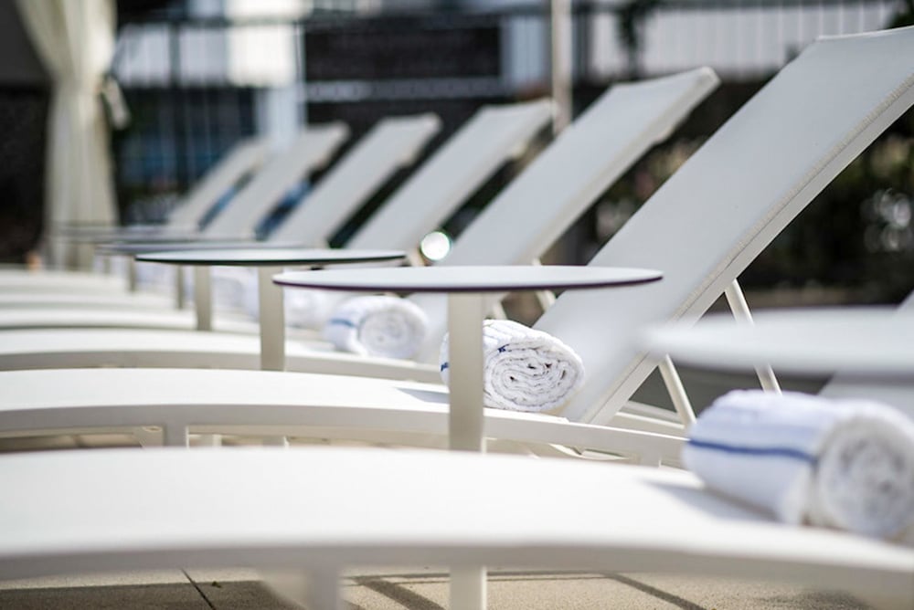 Фото Cambria Hotel Lax