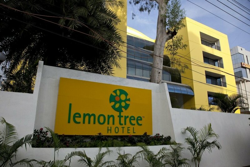 Гостиница Lemon Tree Hotel, Indore в Индауре