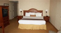 Фото Holiday Inn Express & Suites Camarillo, an Ihg Hotel