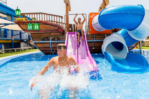 Гостиница Royal Son Bou Family Club