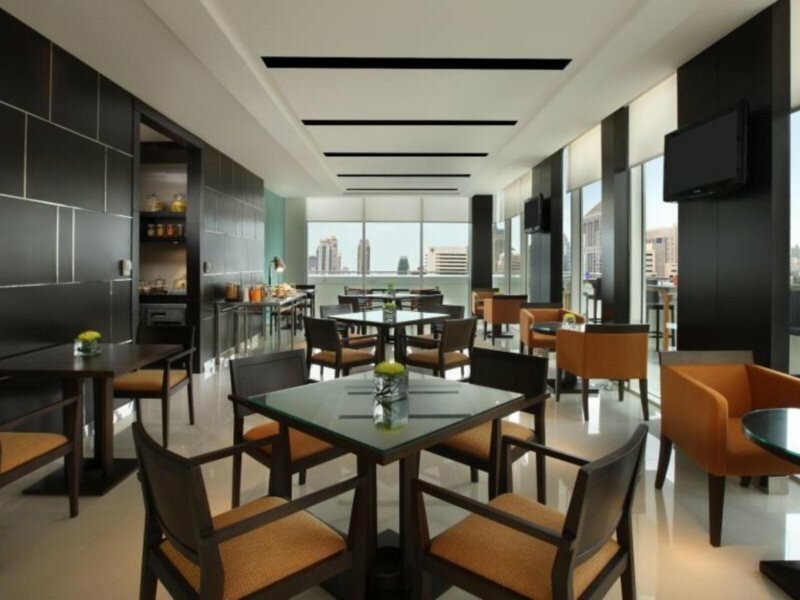 Фото Courtyard by Marriott Bangkok