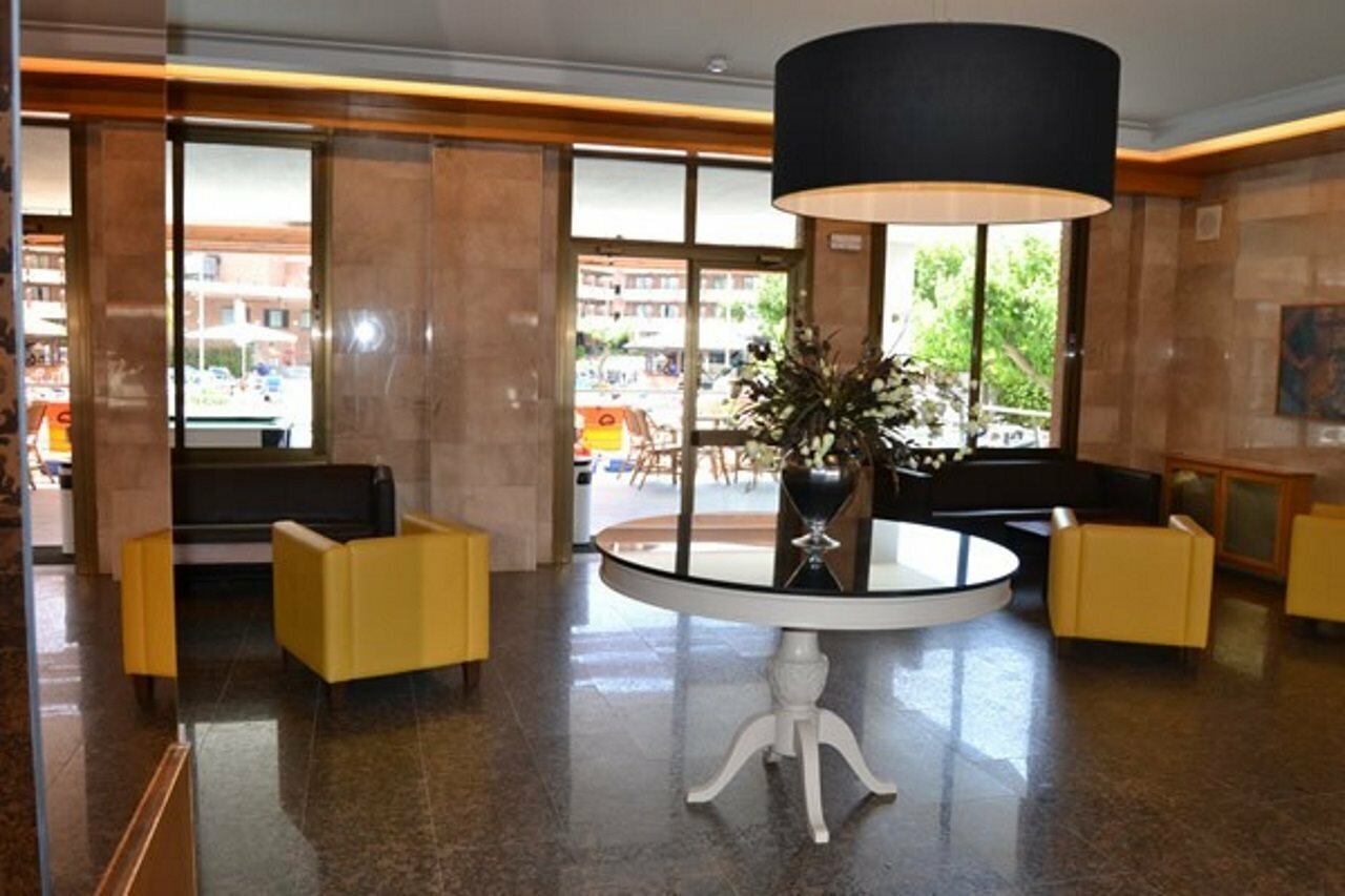 Фото Hotel California Garden