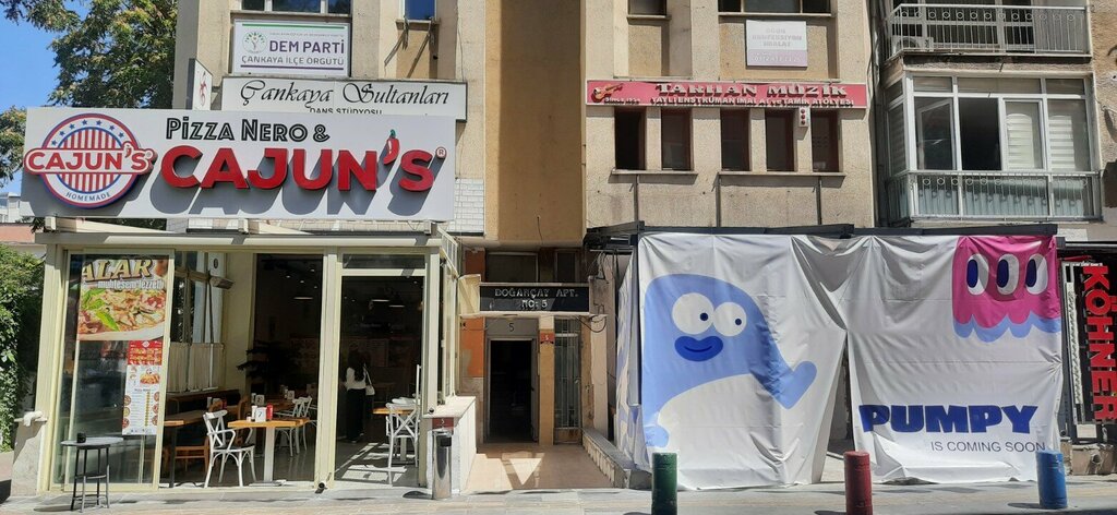 متجر موسيقى Tarhan Music House ، أنقرة، صورة