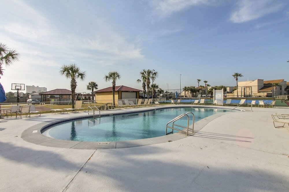 Фото Flip Flop Inn by Book That Condo