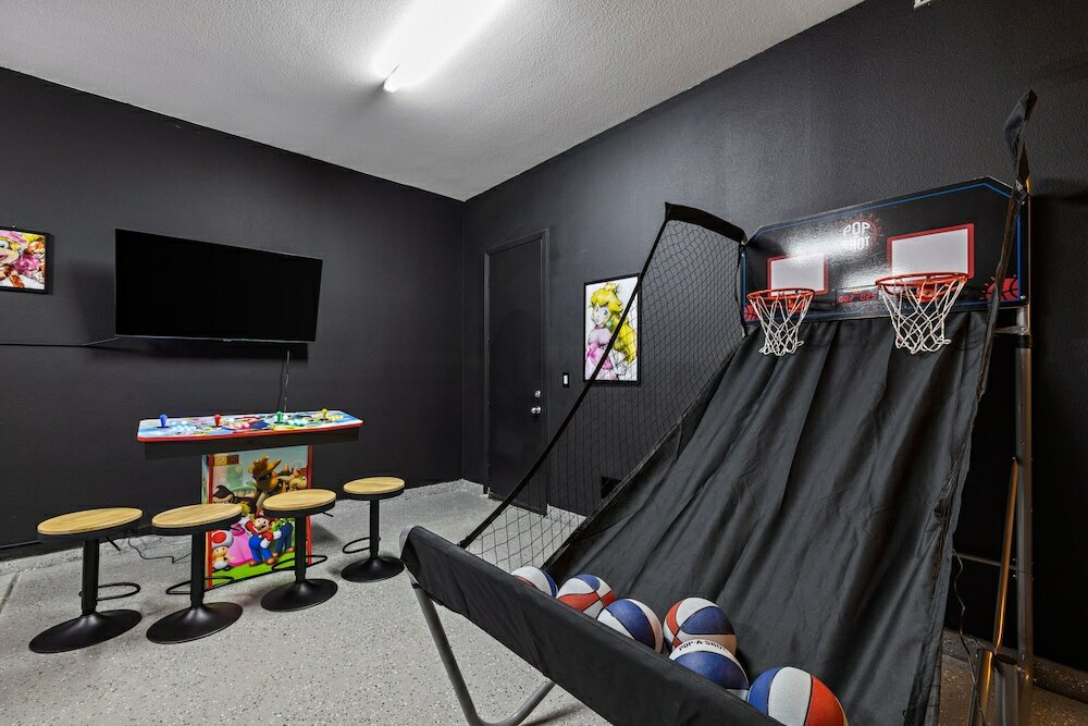 Фото Super Mario Hideout Desert Dream