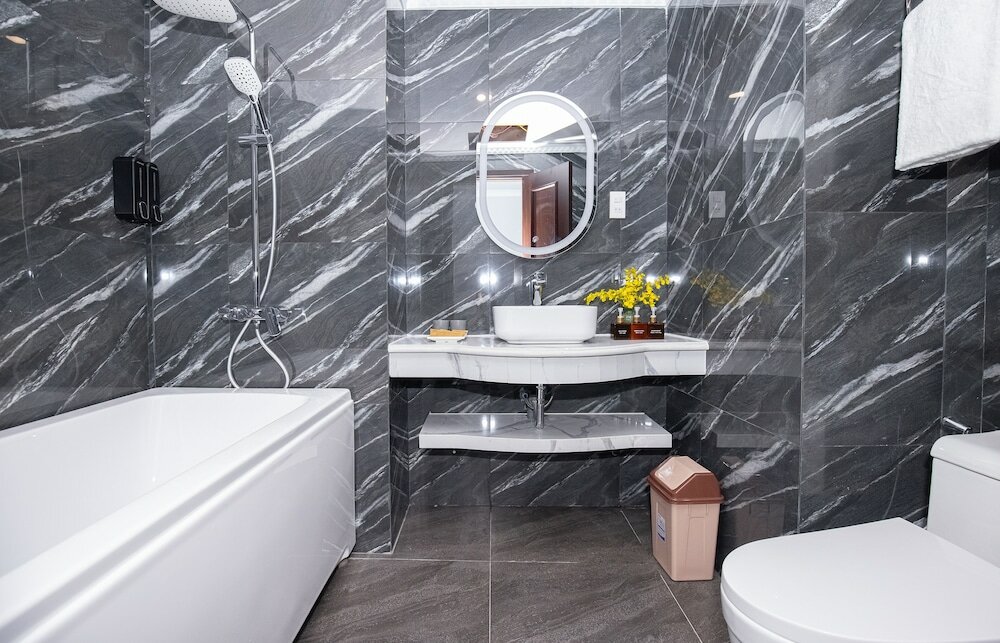 Фото Monaco Hotel & SPA Da Nang