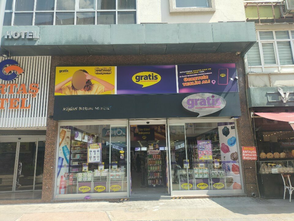 Tienda de perfumes y cosmética Gratis Ant Şarampol CD, , foto