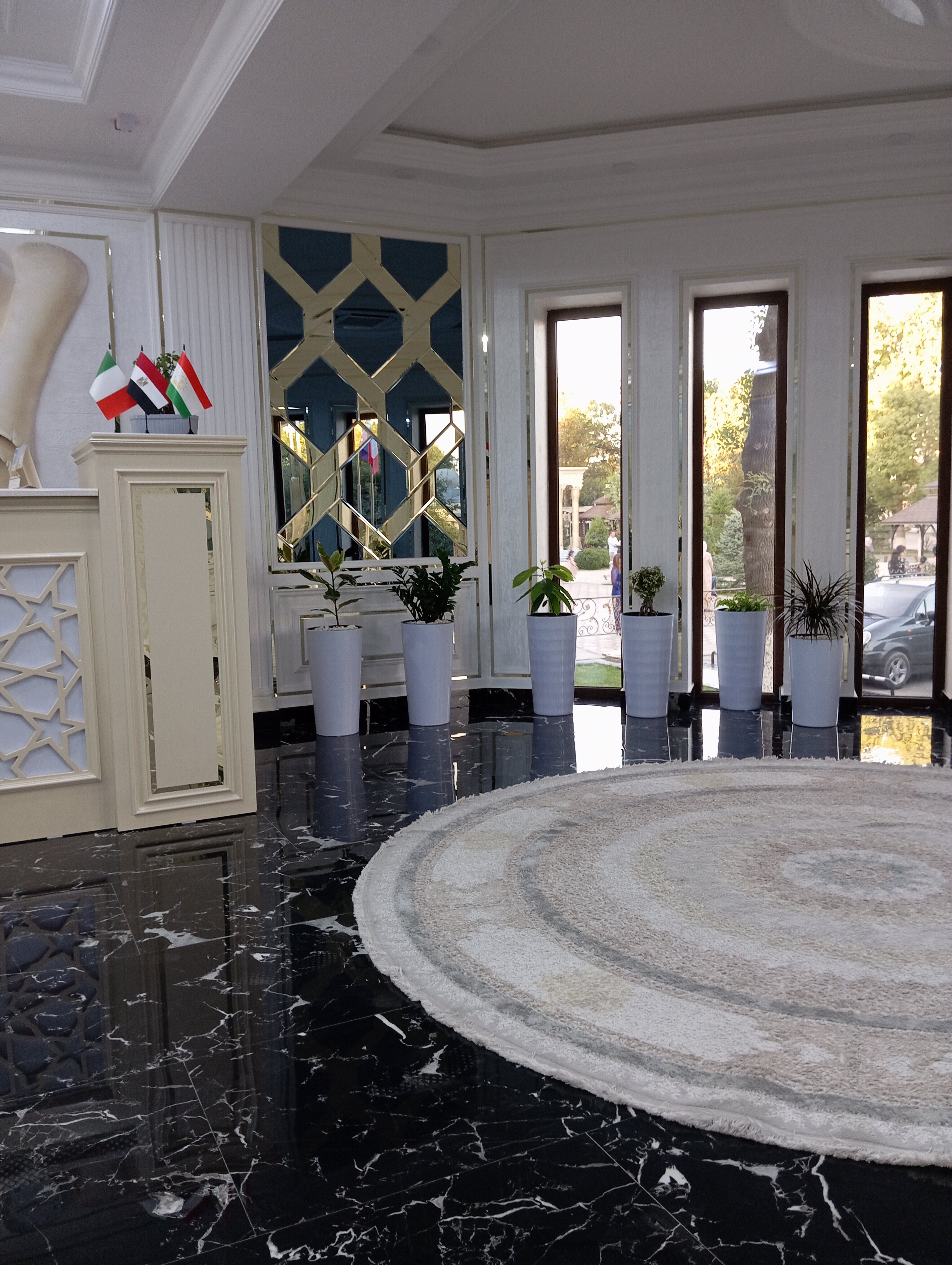 Фото Kok Saroy Plaza Hotel