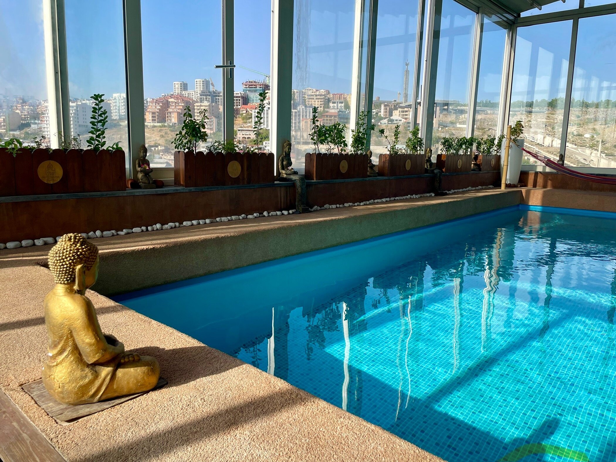 Фото Opera Suite Hotel