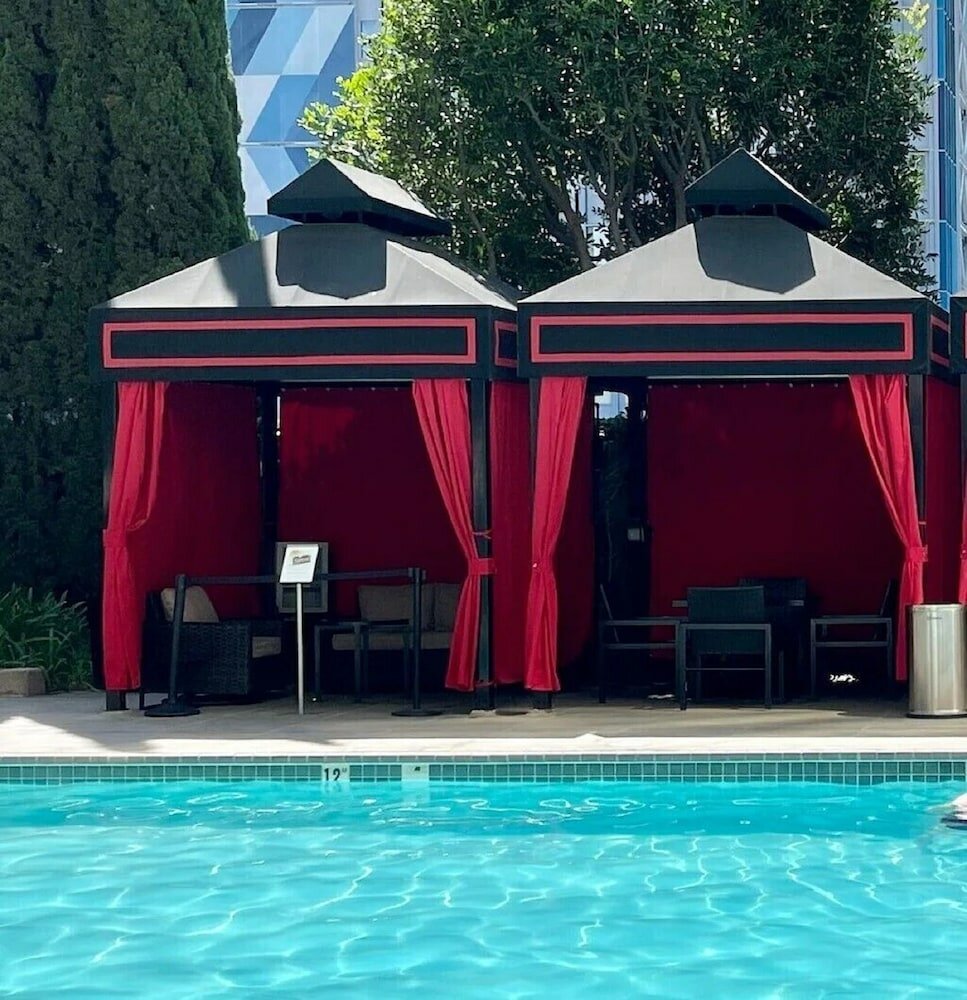 Фото Sheraton Gateway Los Angeles Hotel