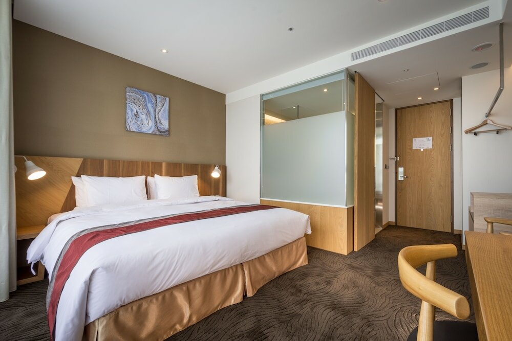 Фото Green World NanGang Hotel