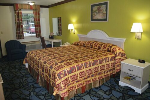 Гостиница Economy Inn - Akron