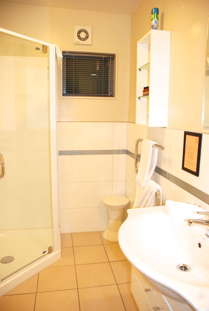 Фото 166 Majestic Court Motel