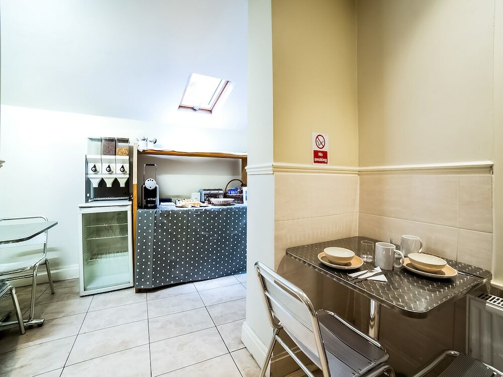 Фото The Park Hotel