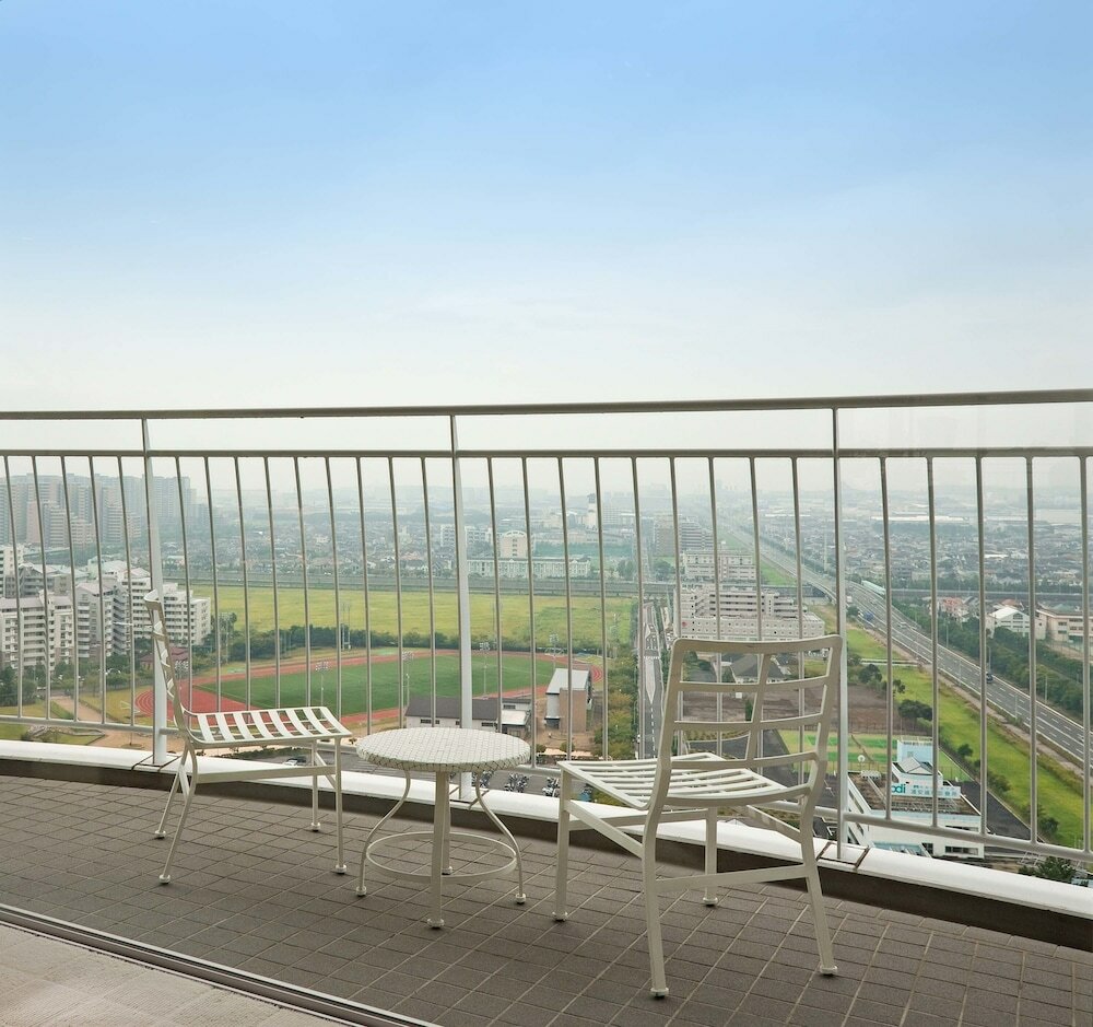 Фото Hotel Emion Tokyo Bay