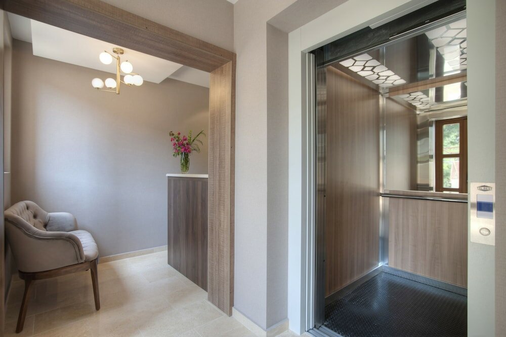 Фото Отель Twelve by Aycon