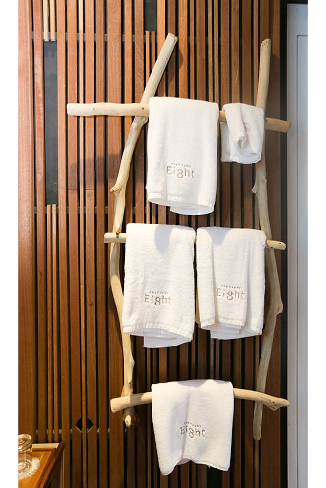 Фото The Happy 8 Retreat @ Old Town