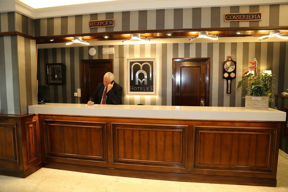 Фото Hotel M. A. Princesa Ana