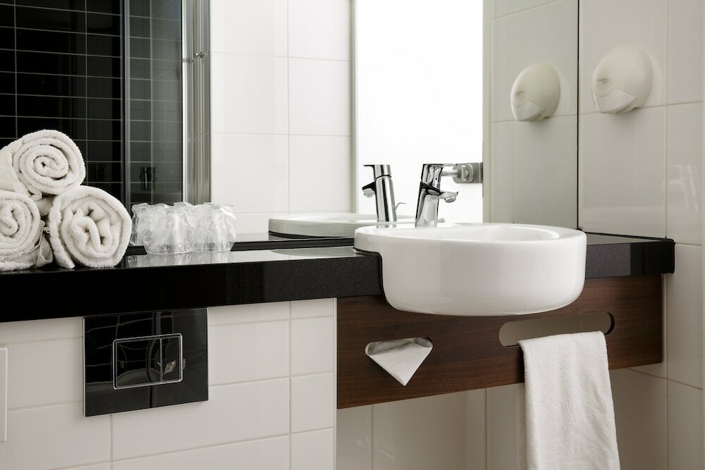 Фото Holiday Inn Express Utrecht - Papendorp, an Ihg Hotel