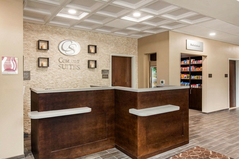 Фото Comfort Suites - South Austin