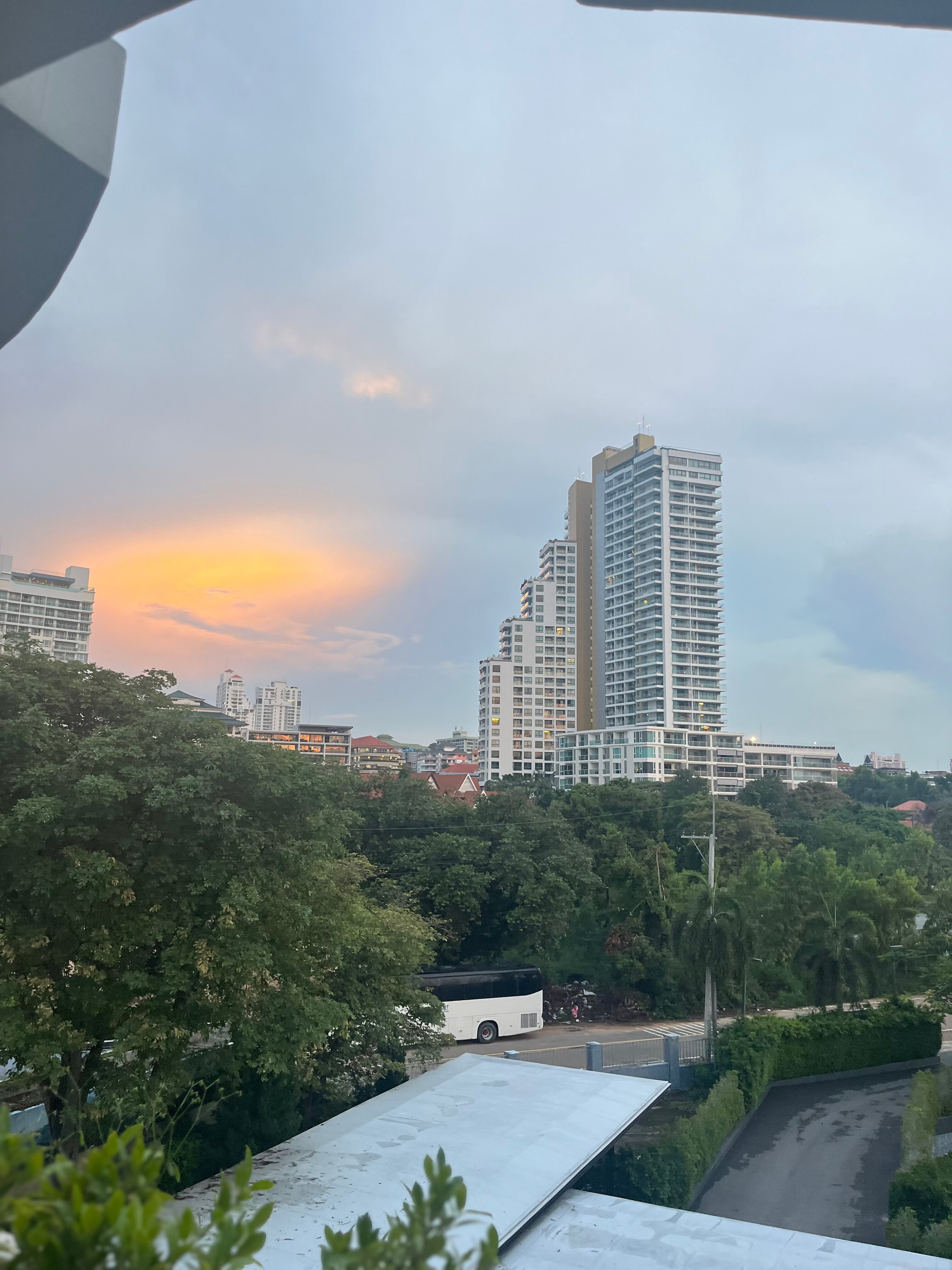 Фото Cross Pattaya Pratamnak