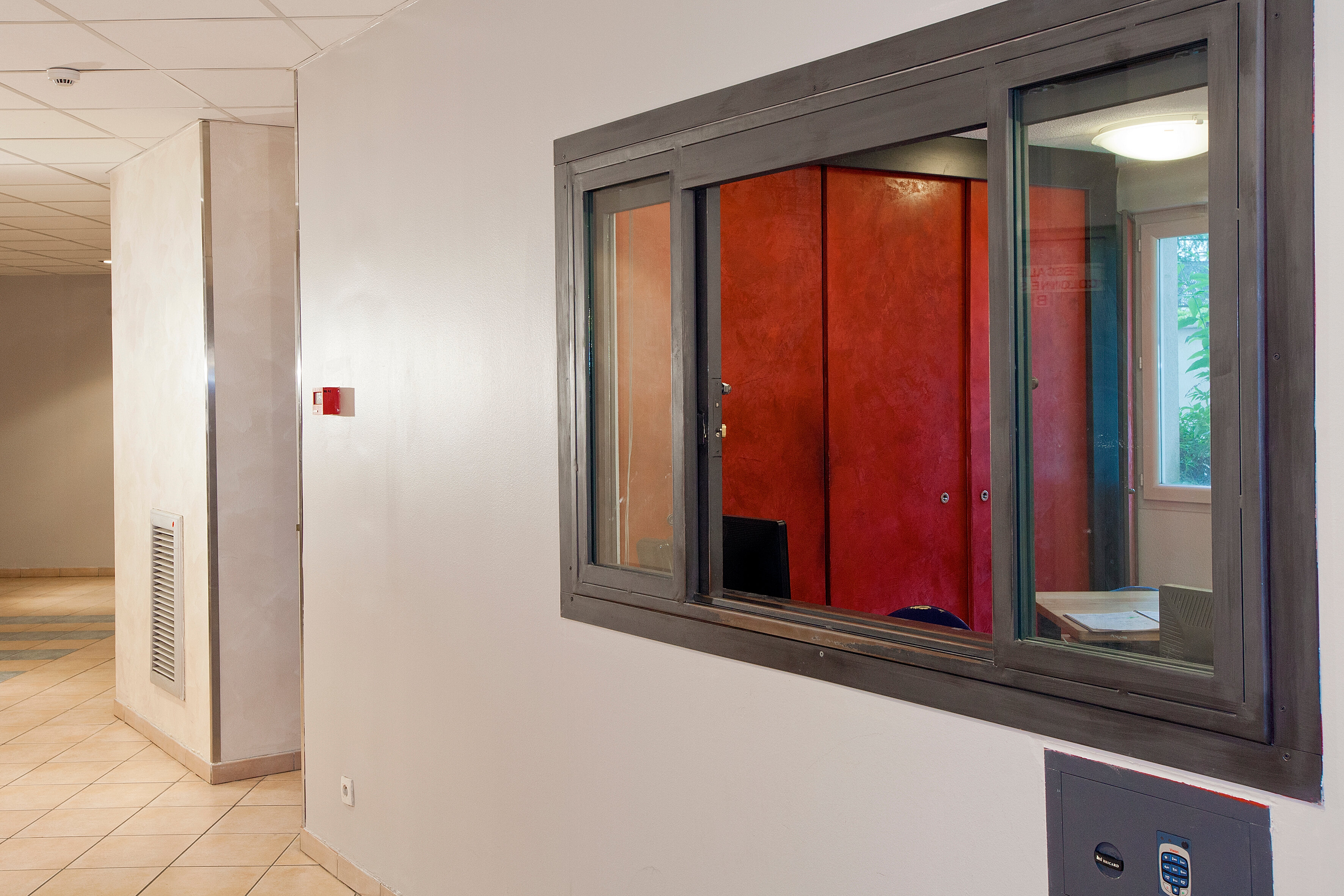 Фото Séjours and Affaires Lyon Saint Nicolas