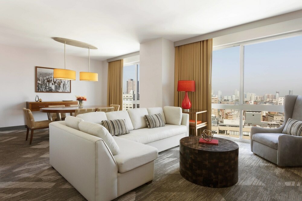 Фото Sheraton Tribeca New York Hotel