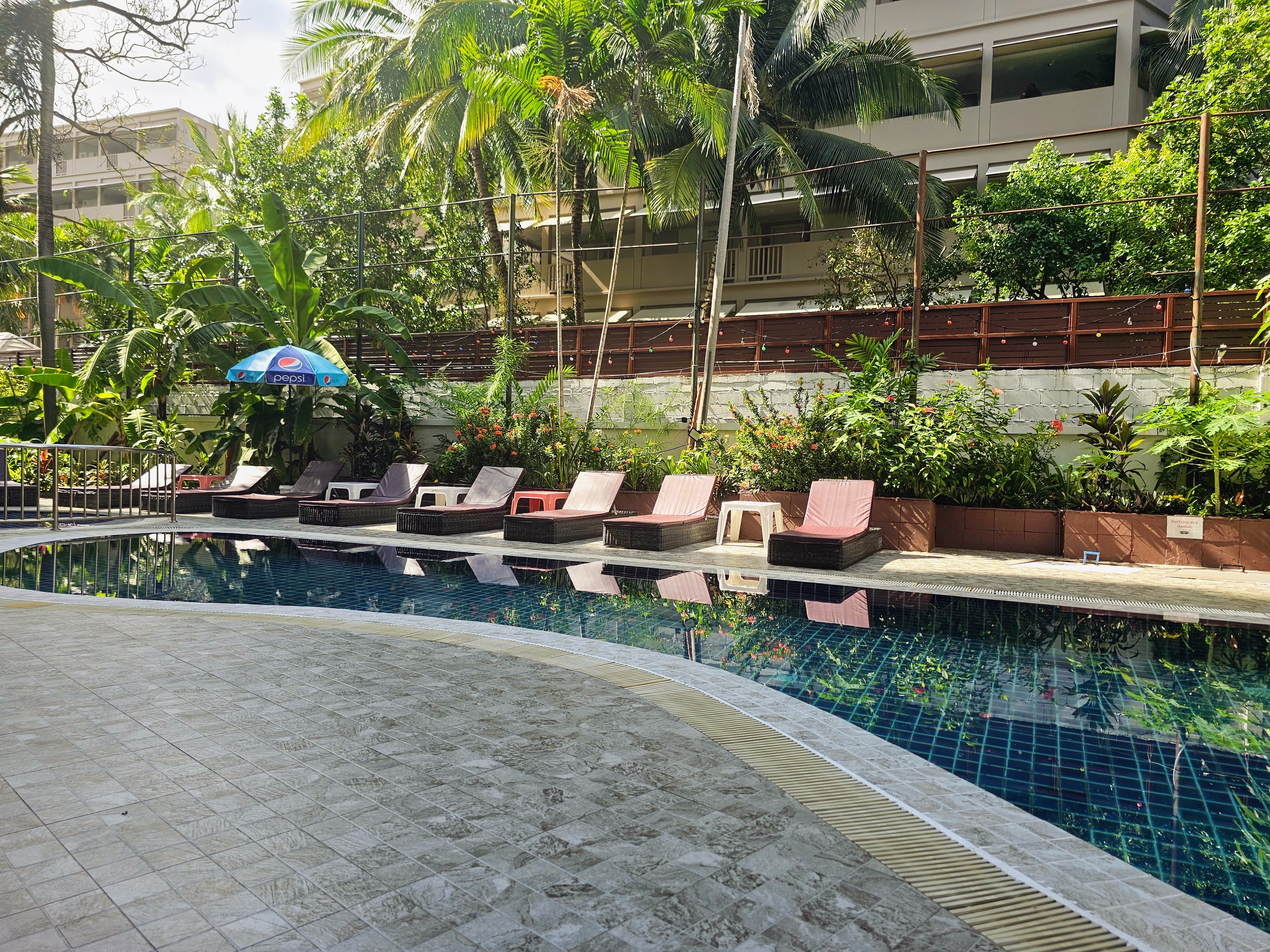 Фото Patong Central Residence & Apartment