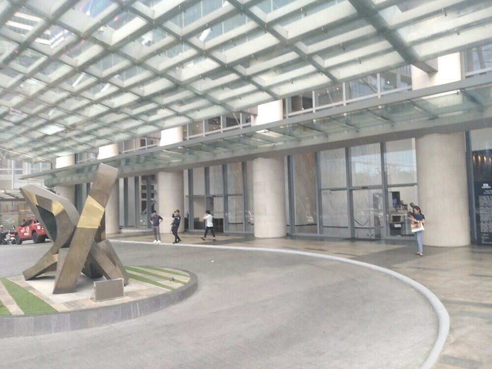 Фото Forbes Park Area Bgc