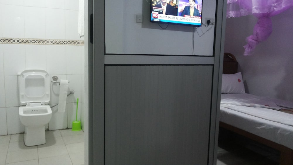 Фото Continental Hotel Gulu