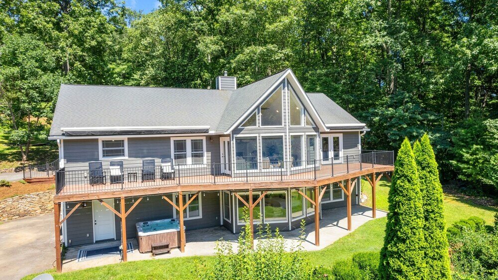 Фото Blue Ridge Buyout by Avantstay Private Guest Suite! 5 Bedroom Buyout!