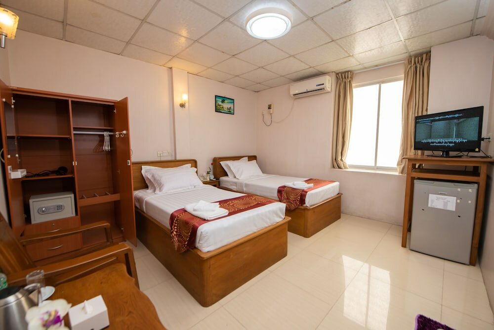 Фото Yangon Urban Hotel