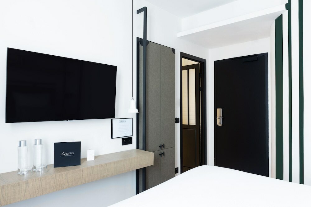 Фото Hotel Esteem Tour Eiffel