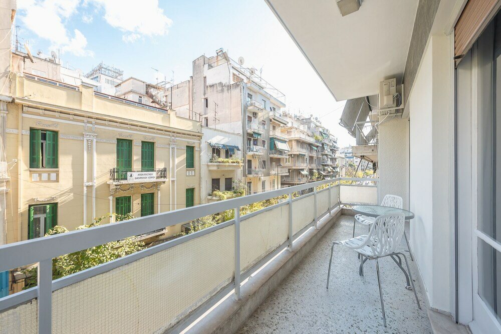 Фото Victoria Diamond Suites Apartments