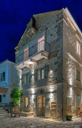 Гостиница Fiscardonna Luxury Suites