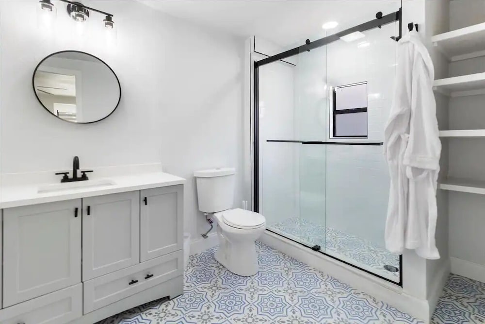 Фото Spacious 4 Br Near Fl Aquarium