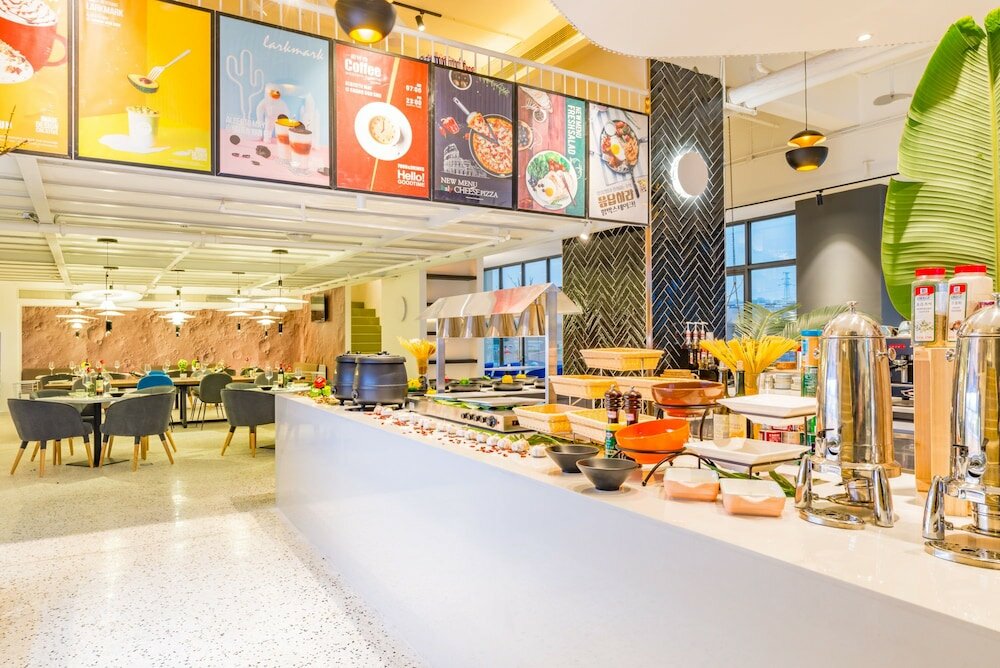 Фото Rezen Sunbow Hotel