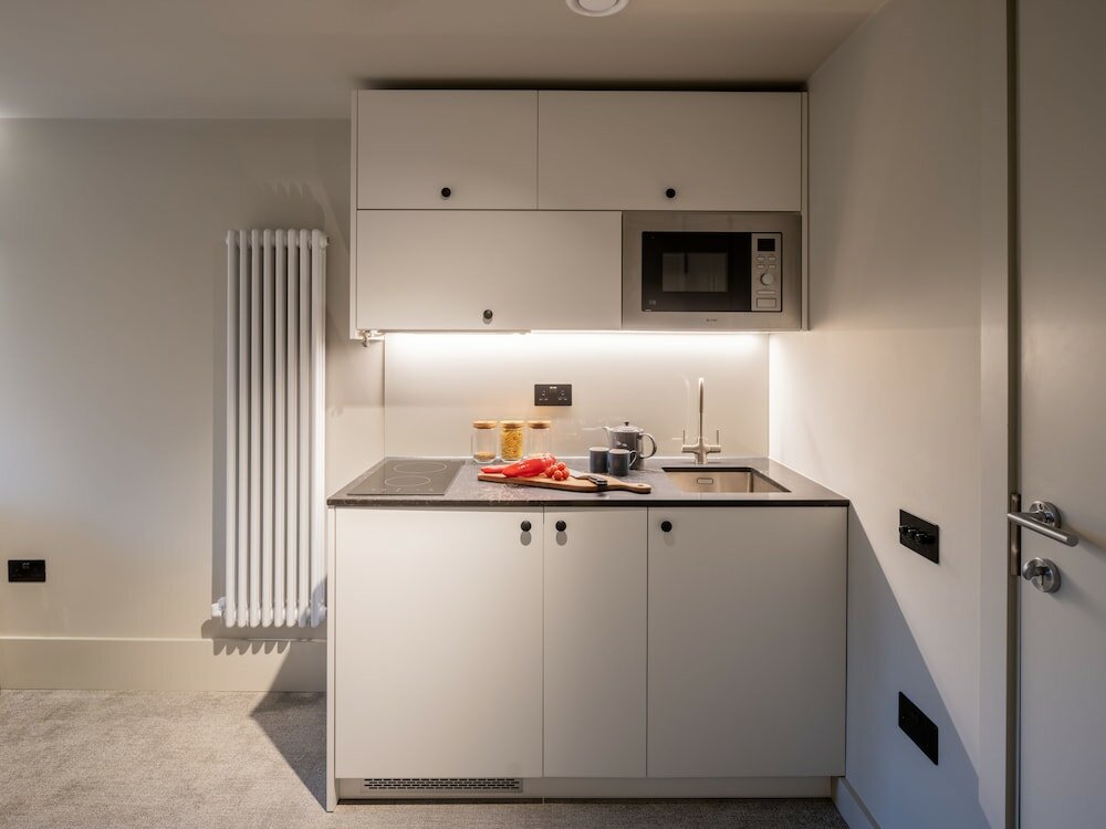 Фото Stylish Studios Southfields Station