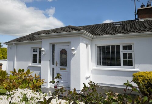 Гостиница Charming 4-bed Cottage in Dungannon в Графстве Тирон