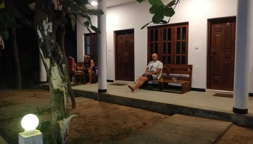 Фото Hangloose Arugambay