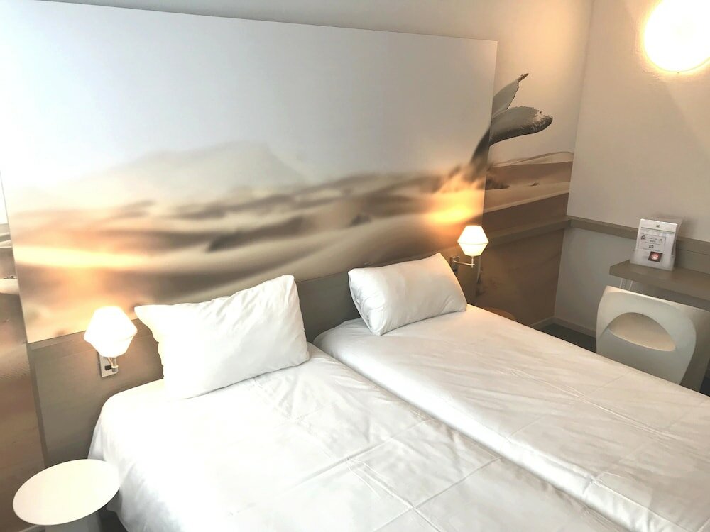 Фото Ibis Styles Toulon Centre Port