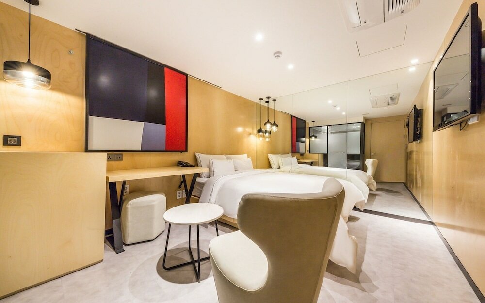 Фото Hotel Forestar Sinchon