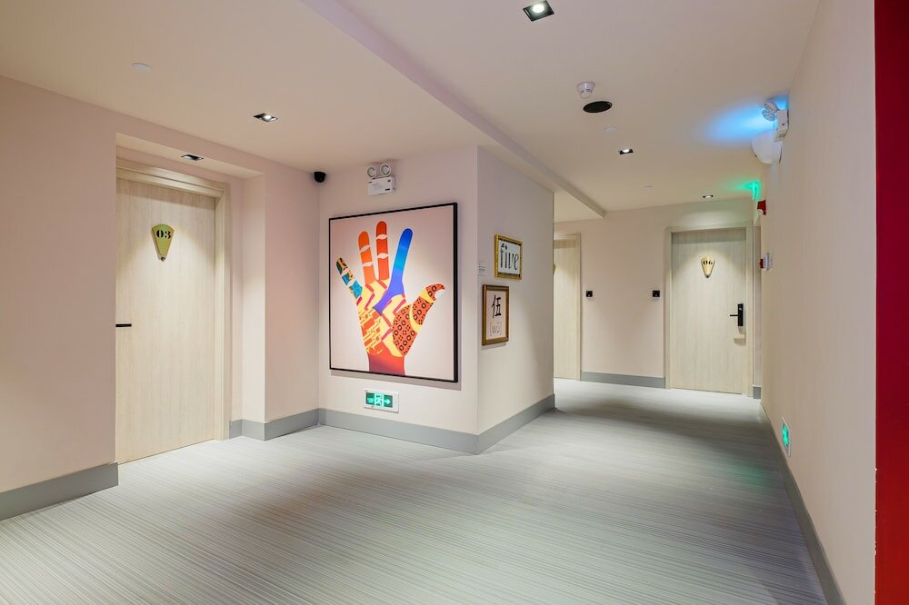Фото Pace Hotel Suzhou Guanqian Branch