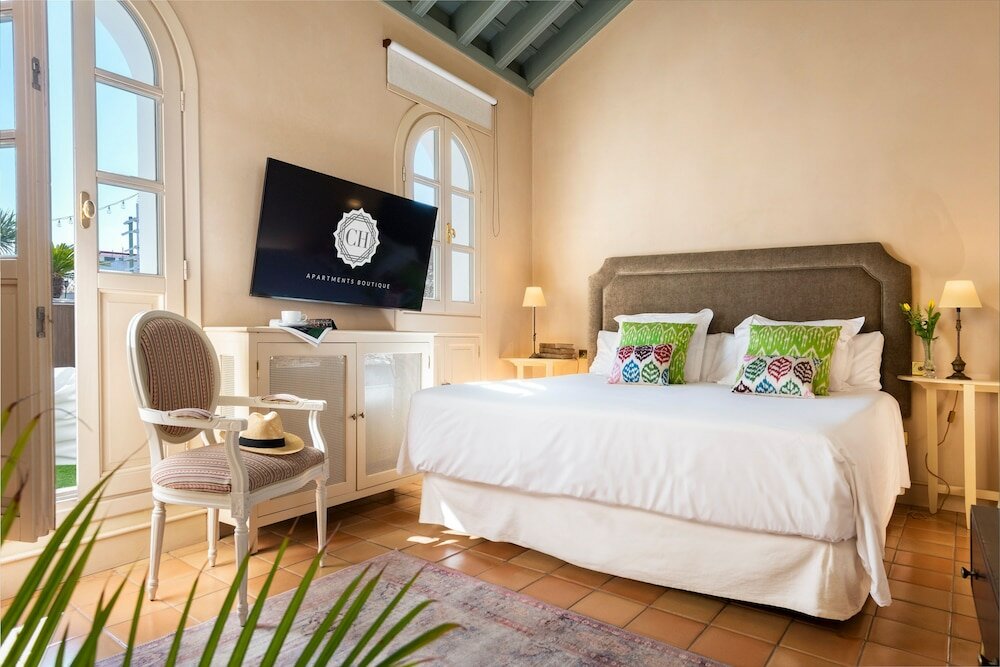 Фото Ch Apartments Rooftop Terrace