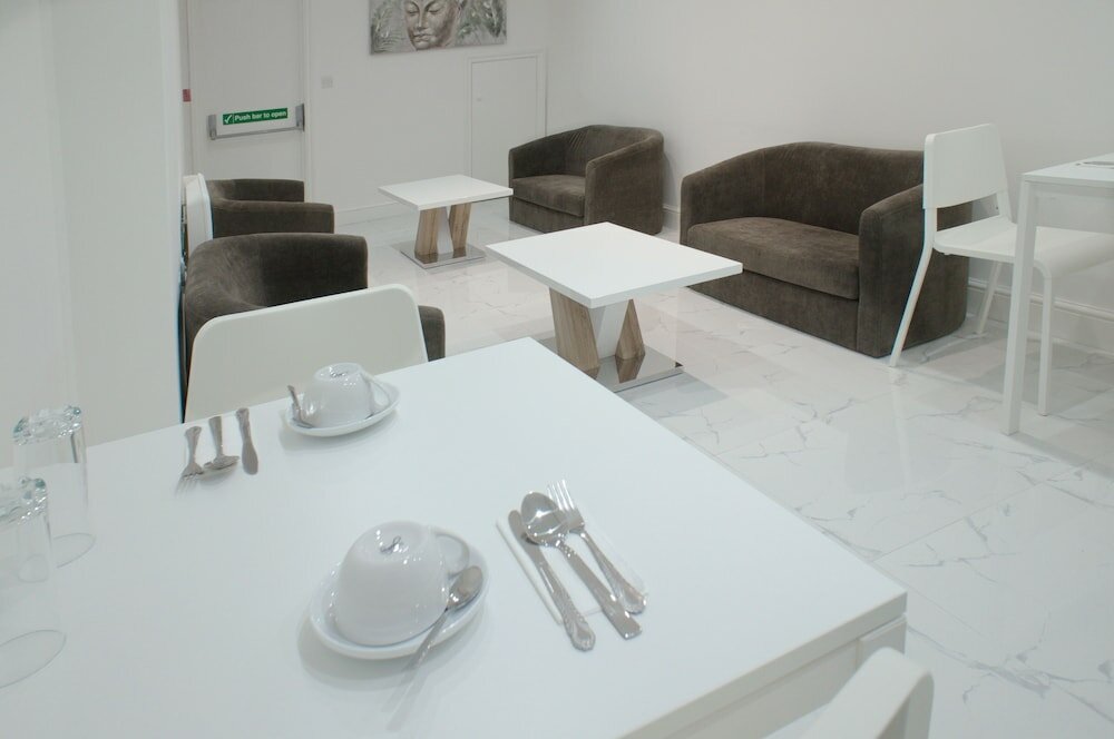 Фото Trivelles Rochester